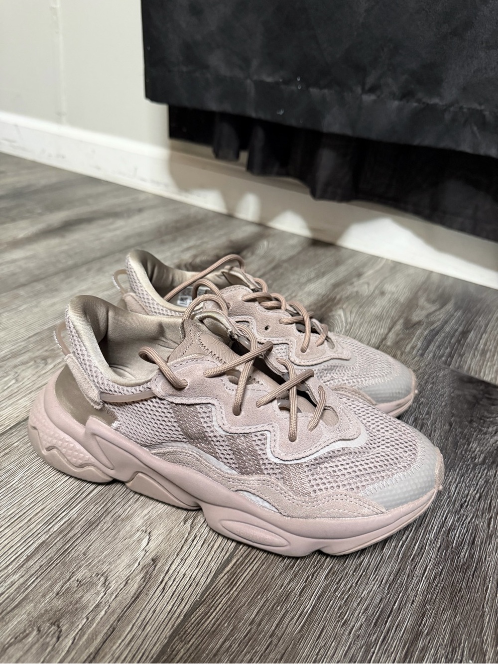 Adidas Ozweego Sneakers